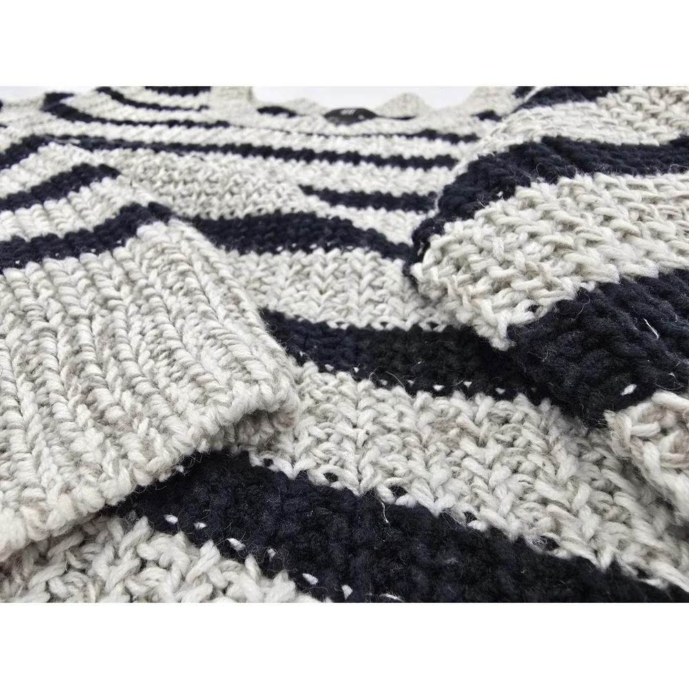 H&M Chunky Knit Sweater Women's Black Off-White Striped Loose Fit Pullover- L‎